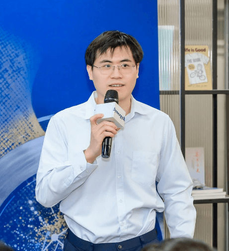 Desmond Li — NEOX head of algorithms & semantic engineering